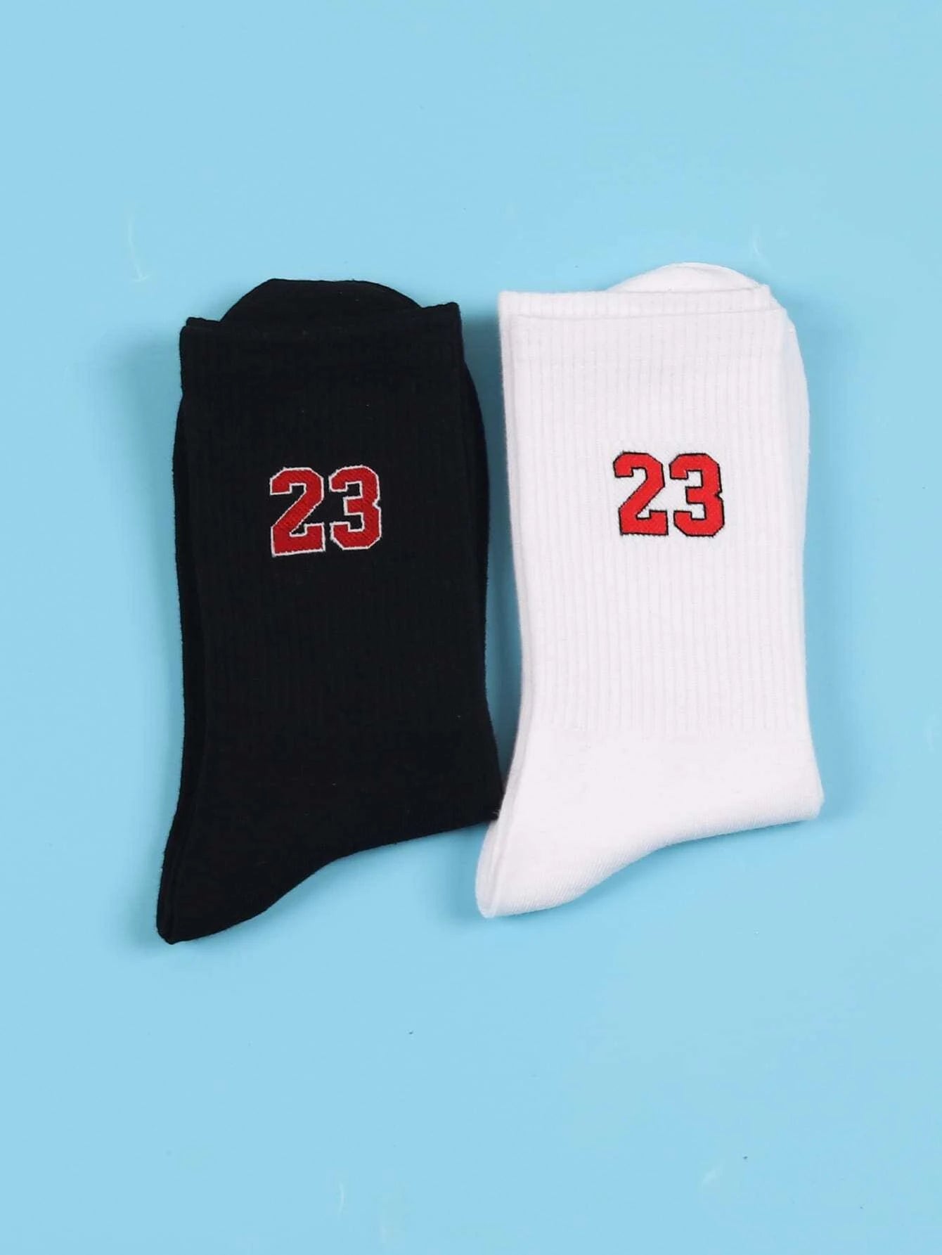 2Pcs Men Graphic Pattern Crew Socks